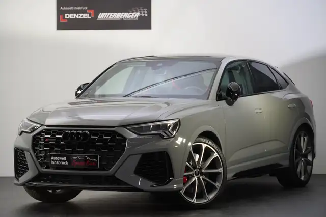 Audi RS Q3 Sportback 2.5 TFSI quattro LED AHK Ansicht 2