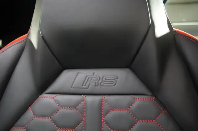 Audi RS Q3 Sportback 2.5 TFSI quattro LED AHK Ansicht 9