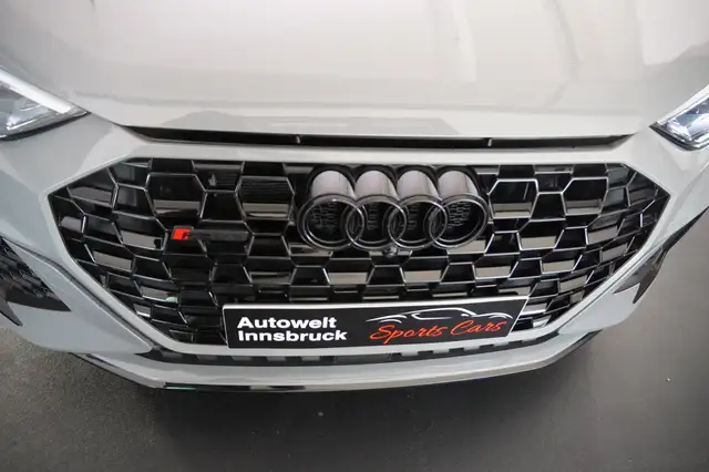 Audi RS Q3 Sportback 2.5 TFSI quattro LED AHK Ansicht 33
