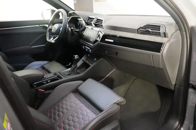 Audi RS Q3 Sportback 2.5 TFSI quattro LED AHK Ansicht 5