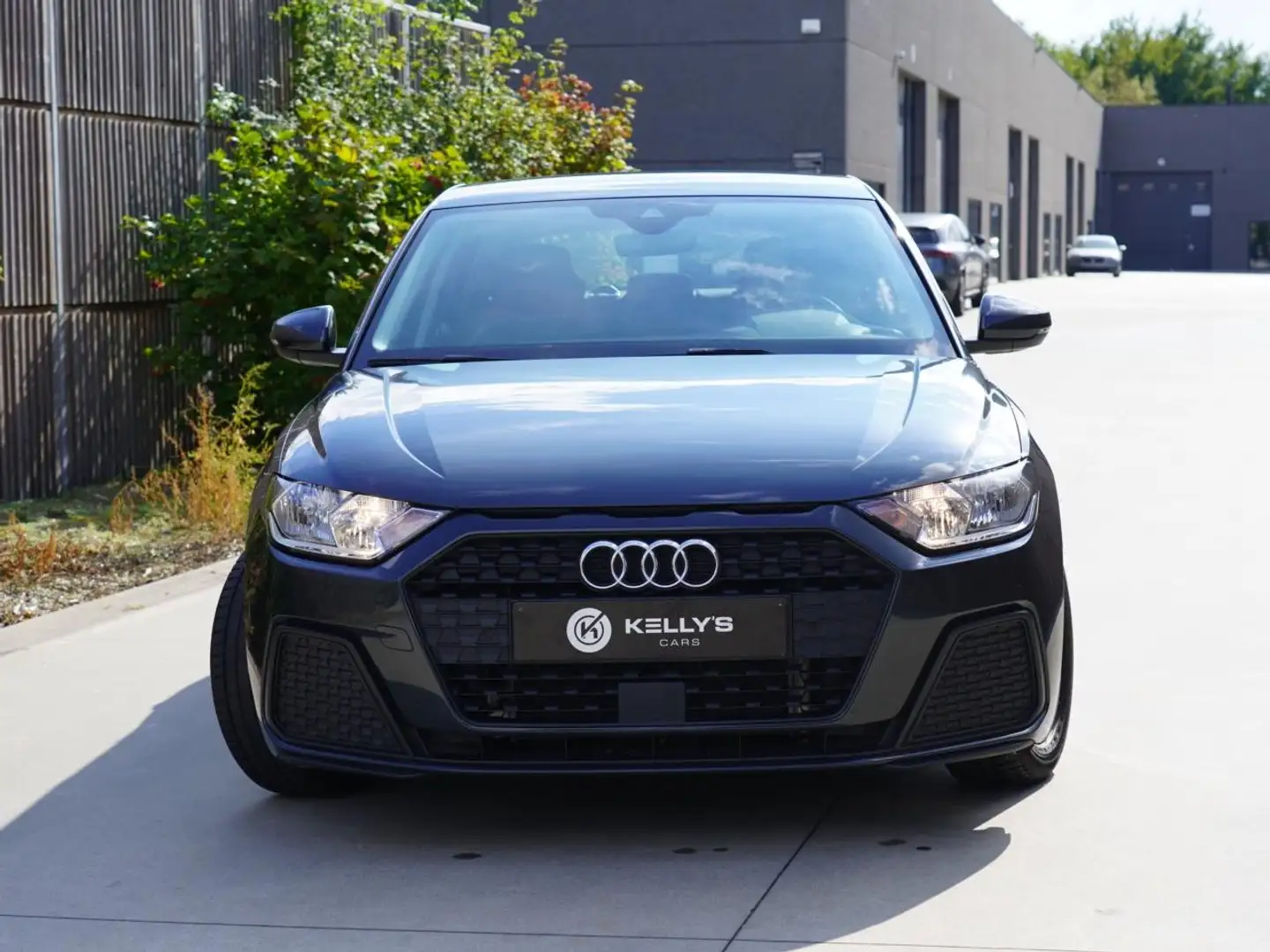 Audi A1 25 TFSI Sportback S tronic**Topstaat!! Grau - 2
