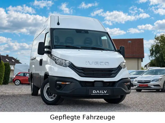 Iveco Autres DAILY 35S18V L2H2 3.0L AUTOMATIK 3,5t-AHK 176 PS
