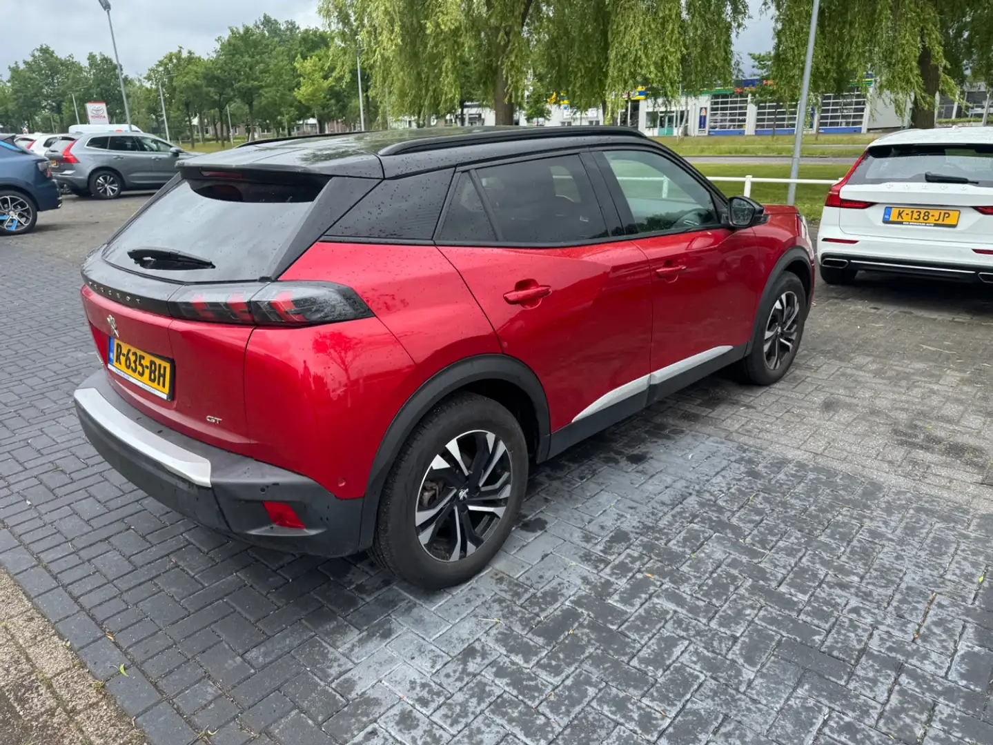 Peugeot e-2008 EV GT 50 kWh Camera | Parkeersensoren voor + achte Roşu - 2