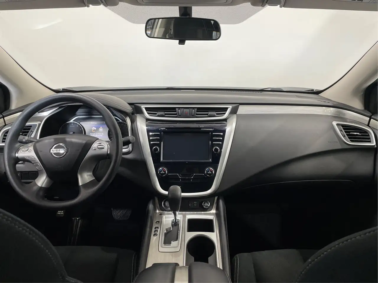 Nissan Murano снимка Nissan Murano