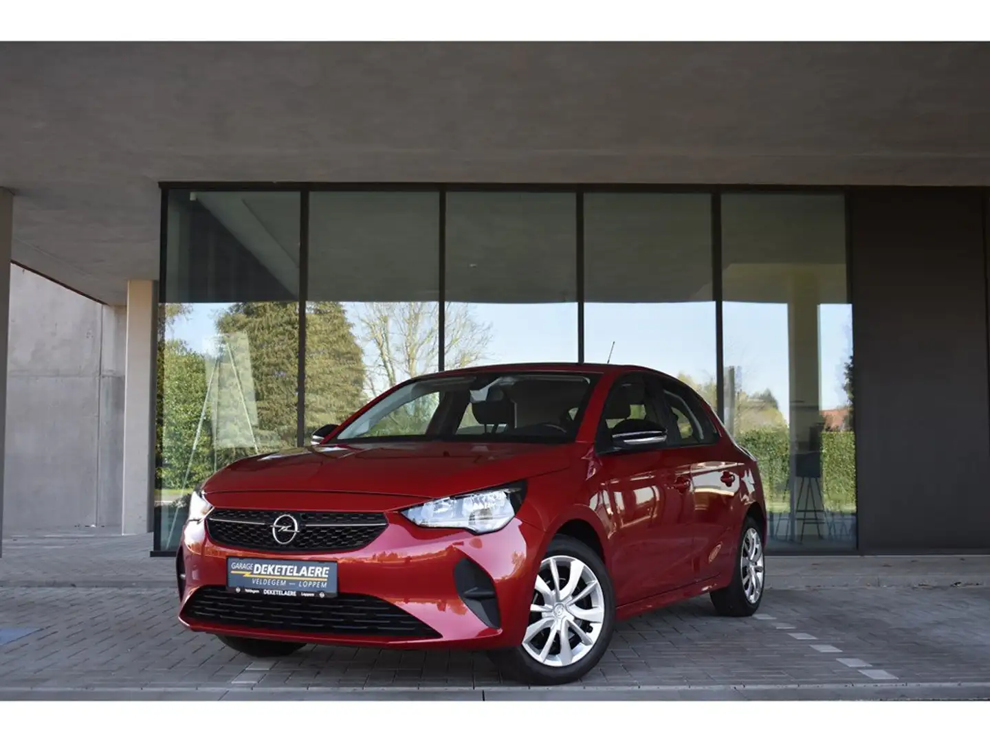 Opel Corsa 1.2 S/S Edition *Parkeersensoren*Verwarmde Zetels - 1