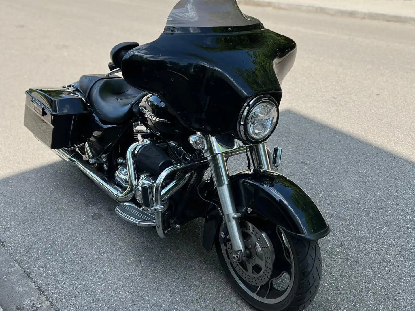 Harley-Davidson Street Glide FLHX Negru - 1