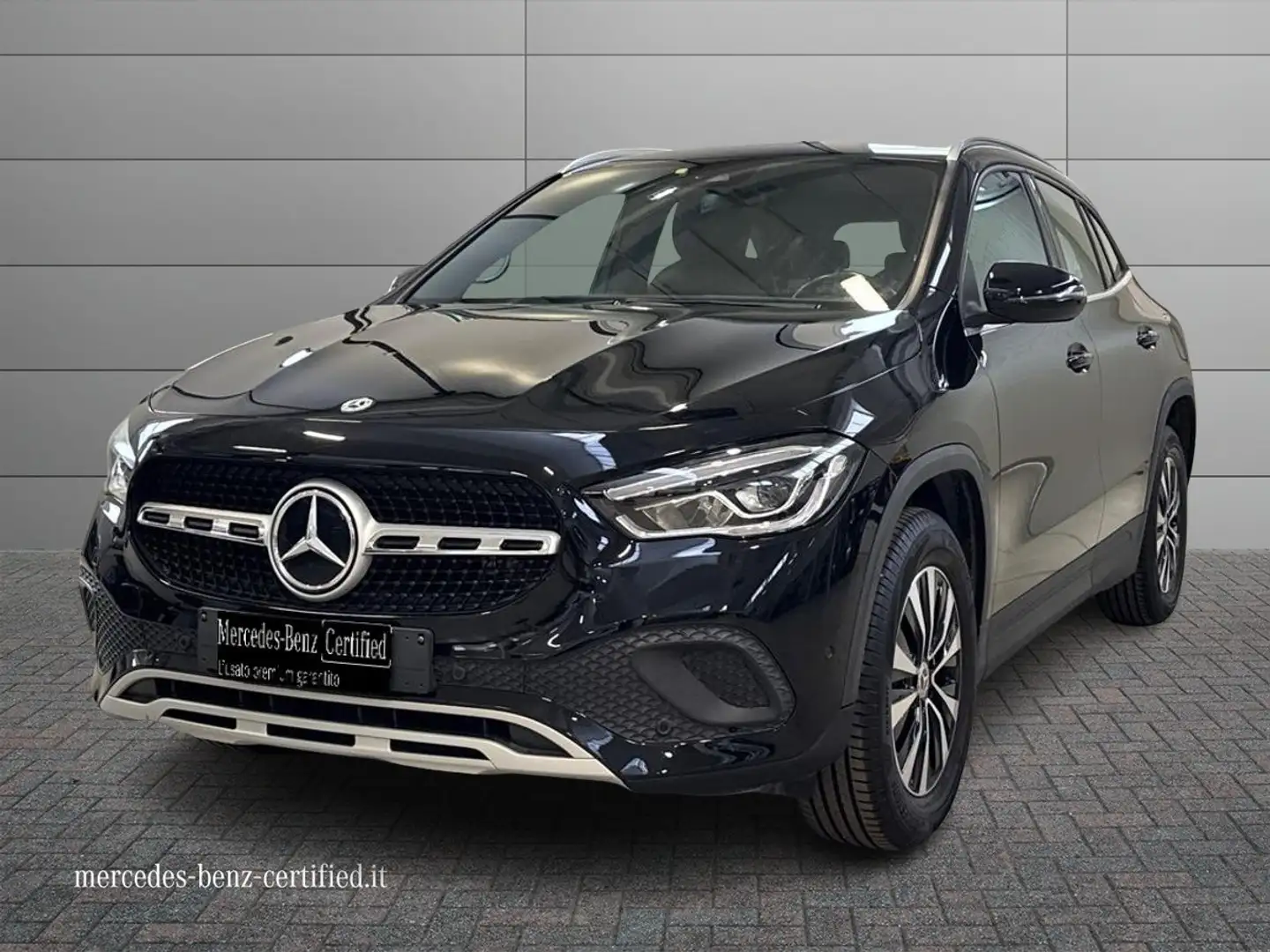 Mercedes-Benz GLA 250 - GLA 250 e phev (eq-power) Business Extra auto Nero - 1