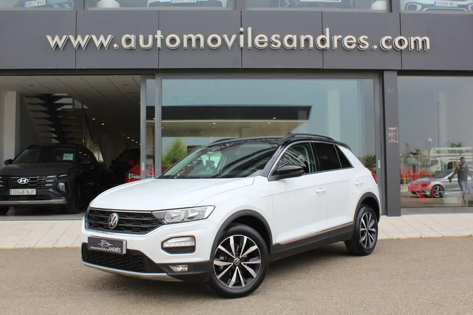 Volkswagen T-Roc 1.5 TSI Advance Style DSG7 Blanco - 1
