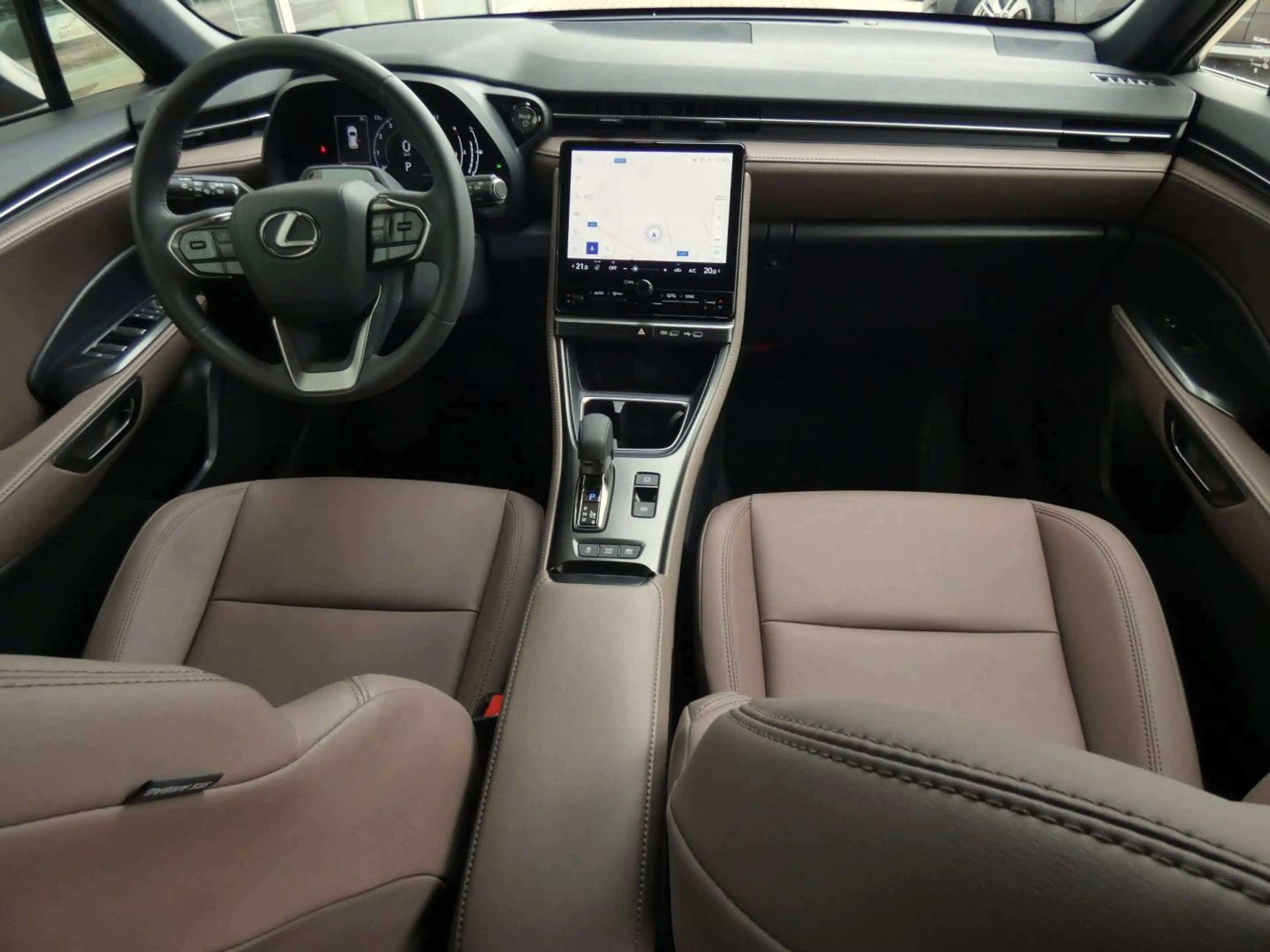 Lexus LBX Hybrid Elegant +BRUIN LEDER +Stuur&Zetelverwarming +GPS +Dodehoek +Parkeersensoren — photo 13