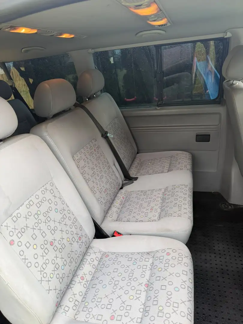 Volkswagen T5 Caravelle 2,5 TDI 4motion D-PF - 2
