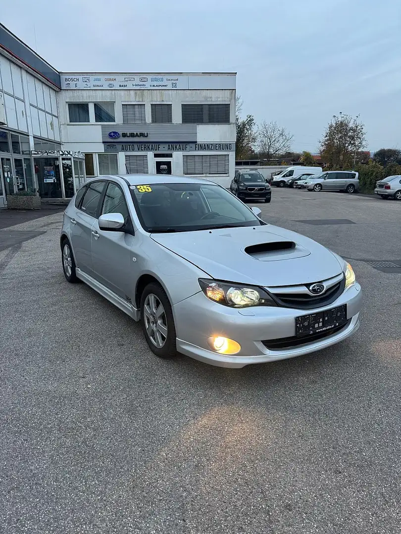 Subaru Impreza Hatchback 2,0D Sport Silber - 2