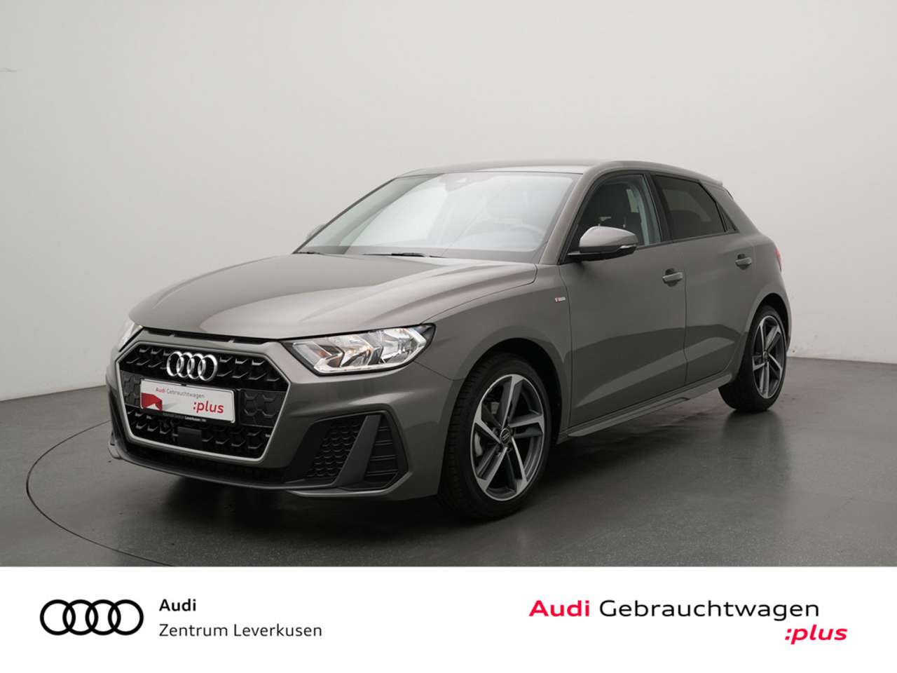 Audi A1 2025 — Sportback S line S-TRON 3,99% ZINS PORT NAVI