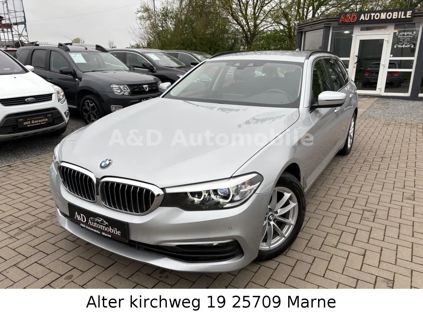 BMW 520 Touring 520 d xDrive KAM.PDC.NAVI.NBA.QVW.SHZ Silber - 1