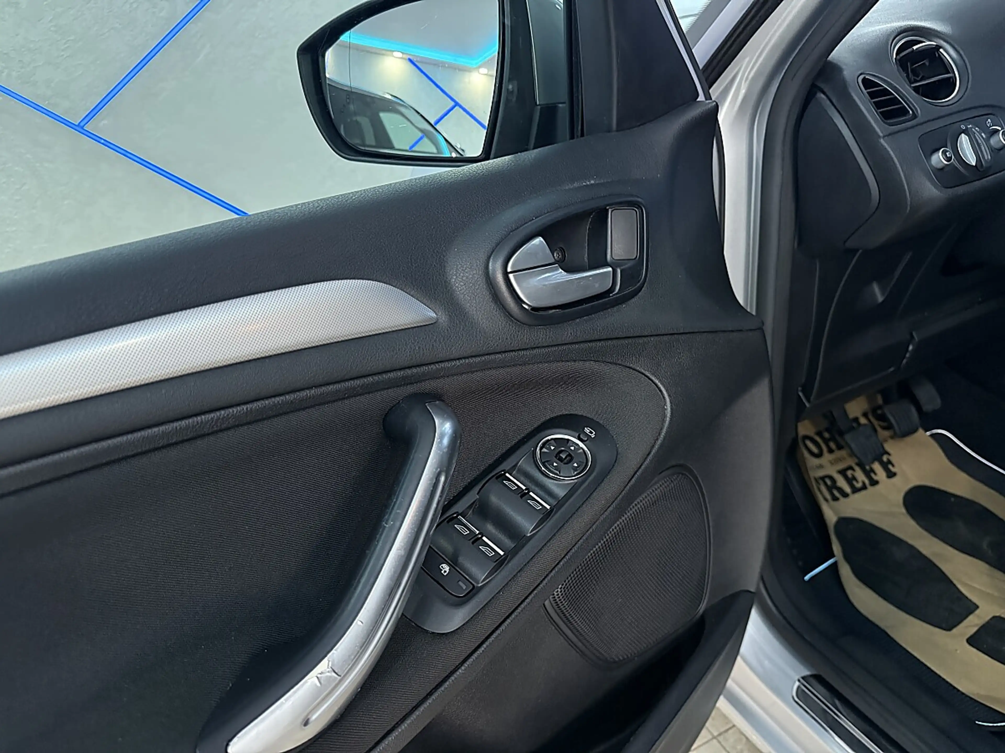 Ford Galaxy Business Plus 2,0 TDCi*XENON*NAVI*TOTWINKEL*SPU... — photo 8
