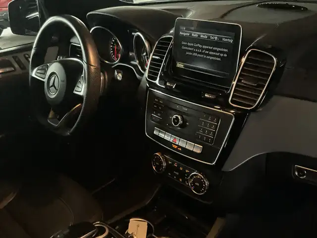 Mercedes-Benz Gle Class view 3