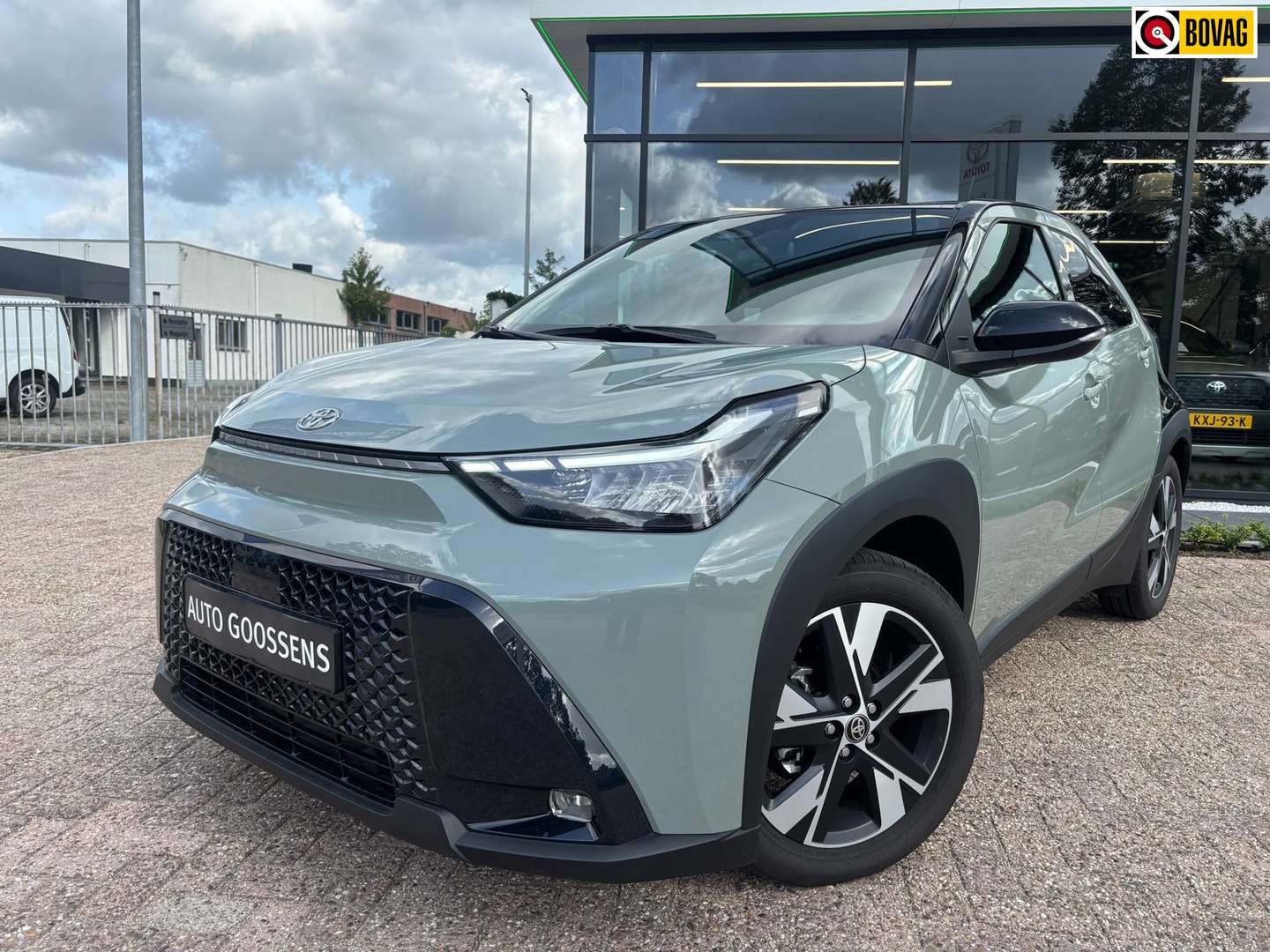 Toyota Aygo X nuo 441 €/ mėn Benzinas/Elektra 2026m. Hečbekas Automatinė