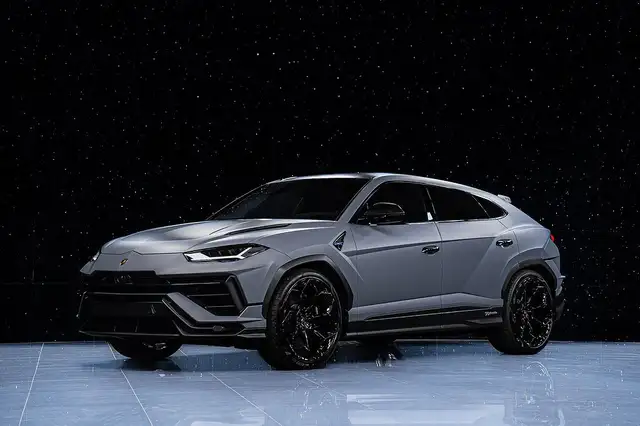 Lamborghini Urus 4.0 V8 Biturbo Performante 666 ch - Carbone
