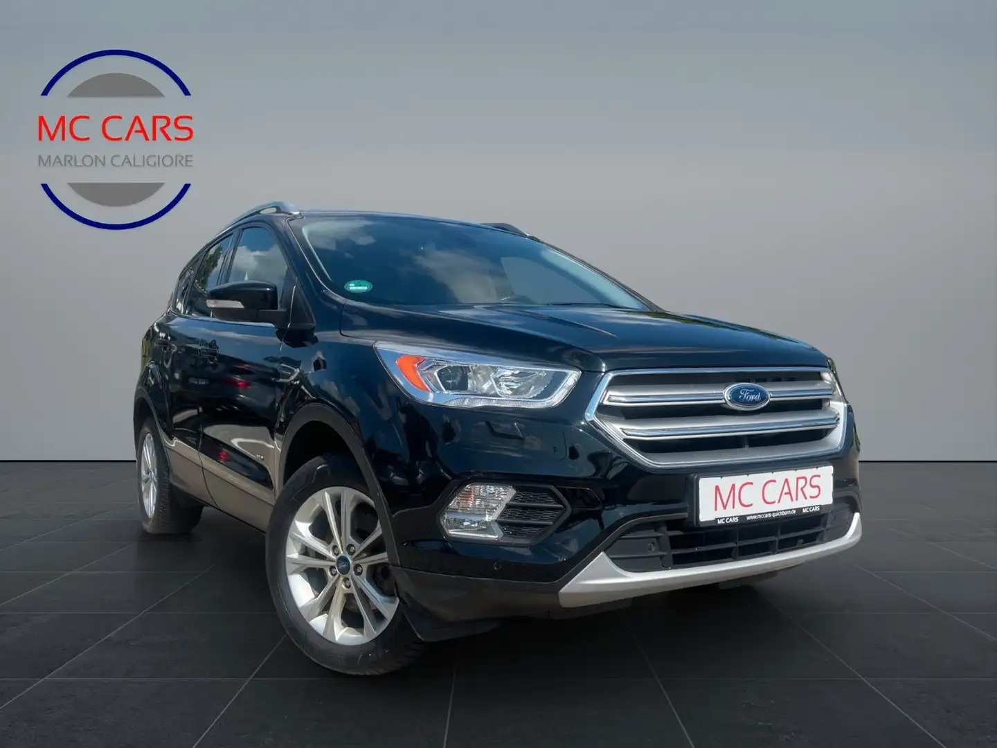 Ford Kuga Titanium/Allrad/Tüv Neu Schwarz - 1