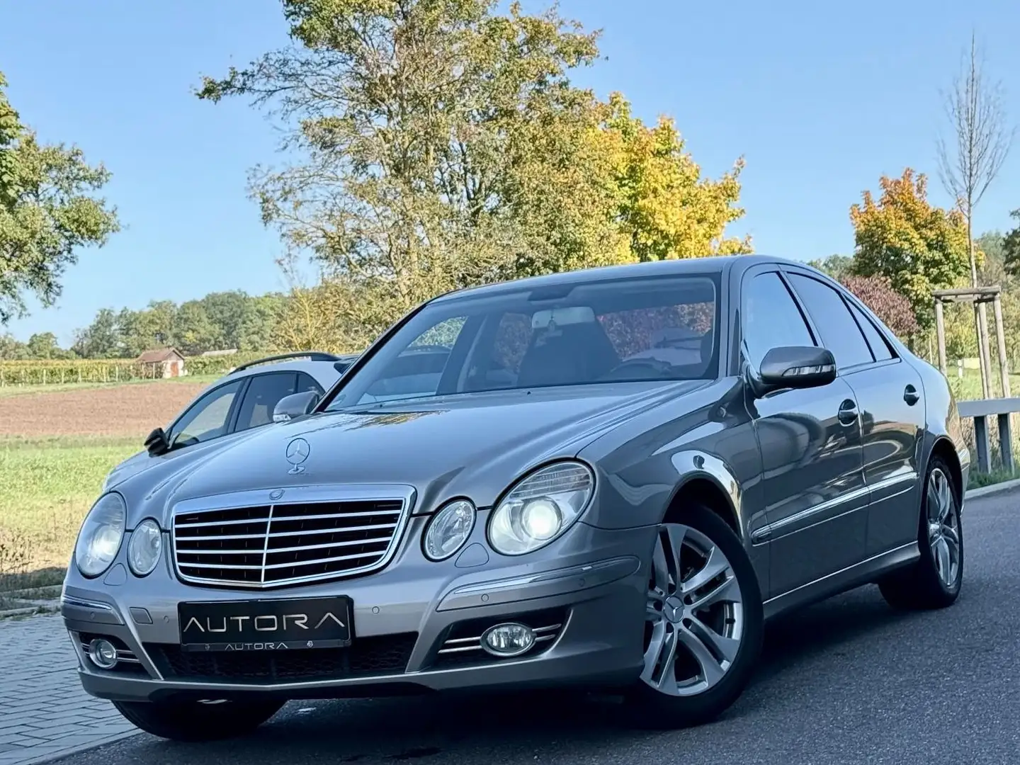 Mercedes-Benz E 280 CDI Lim. AVANTGARDE|GSD|SHZ|KLIMA| Gold - 1
