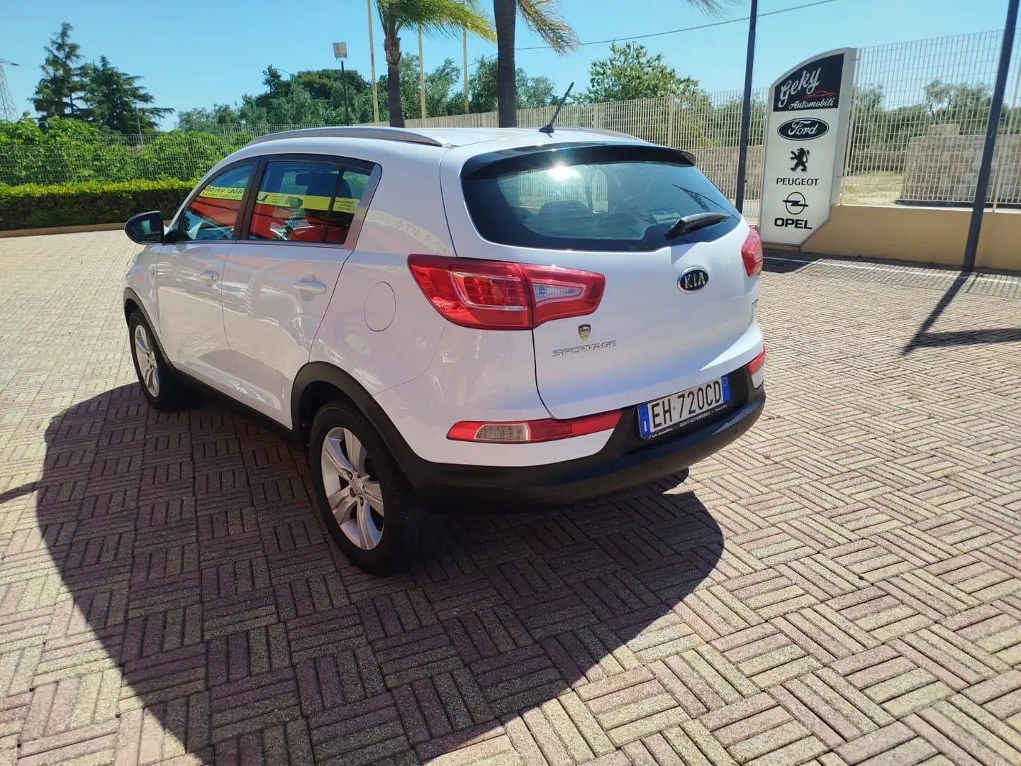 Kia Sportage 1.7 CRDI VGT 2WD Class Bianco - 1