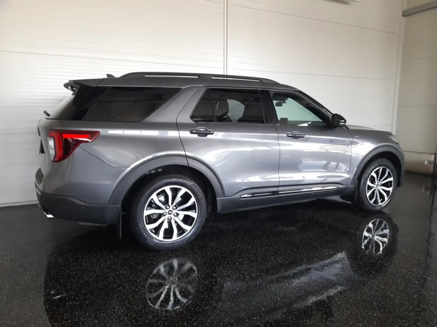 Ford Explorer ST-LINE 3,0 V6 EcoBoost PHEV 4x4 Aut. *7 SITZE / SKY / AHV & 360° KAMERA / NAVI / ACC / VOLLEDER BEH. + BELÜFTET / 20 ZOL Grau - 2