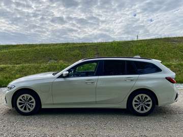 330e PHEV xDrive Touring Aut.
