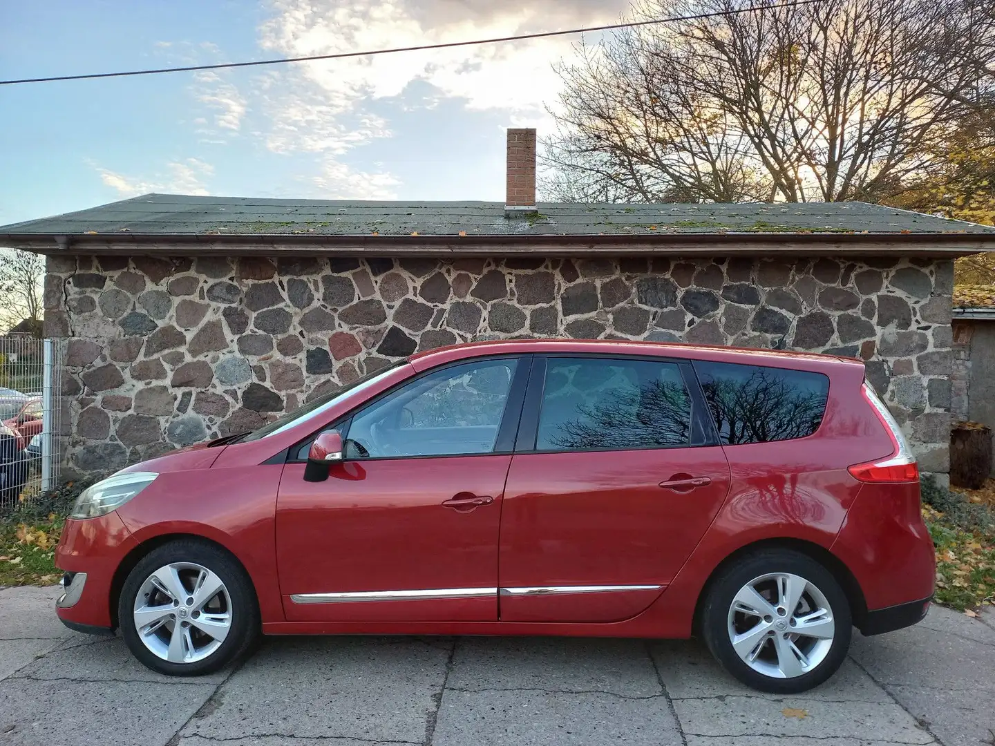 Renault Scenic III Grand Dynamique- 7 Sitze Rot - 2