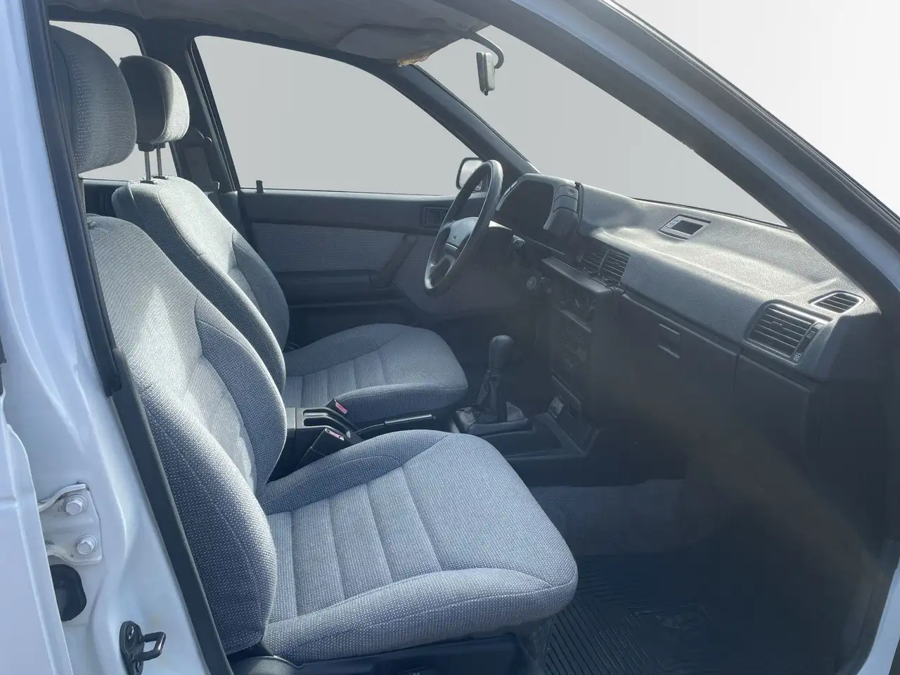 Mitsubishi Lancer 1500 GLXi *Radio* elekt. Seitenspiegel, foto 9