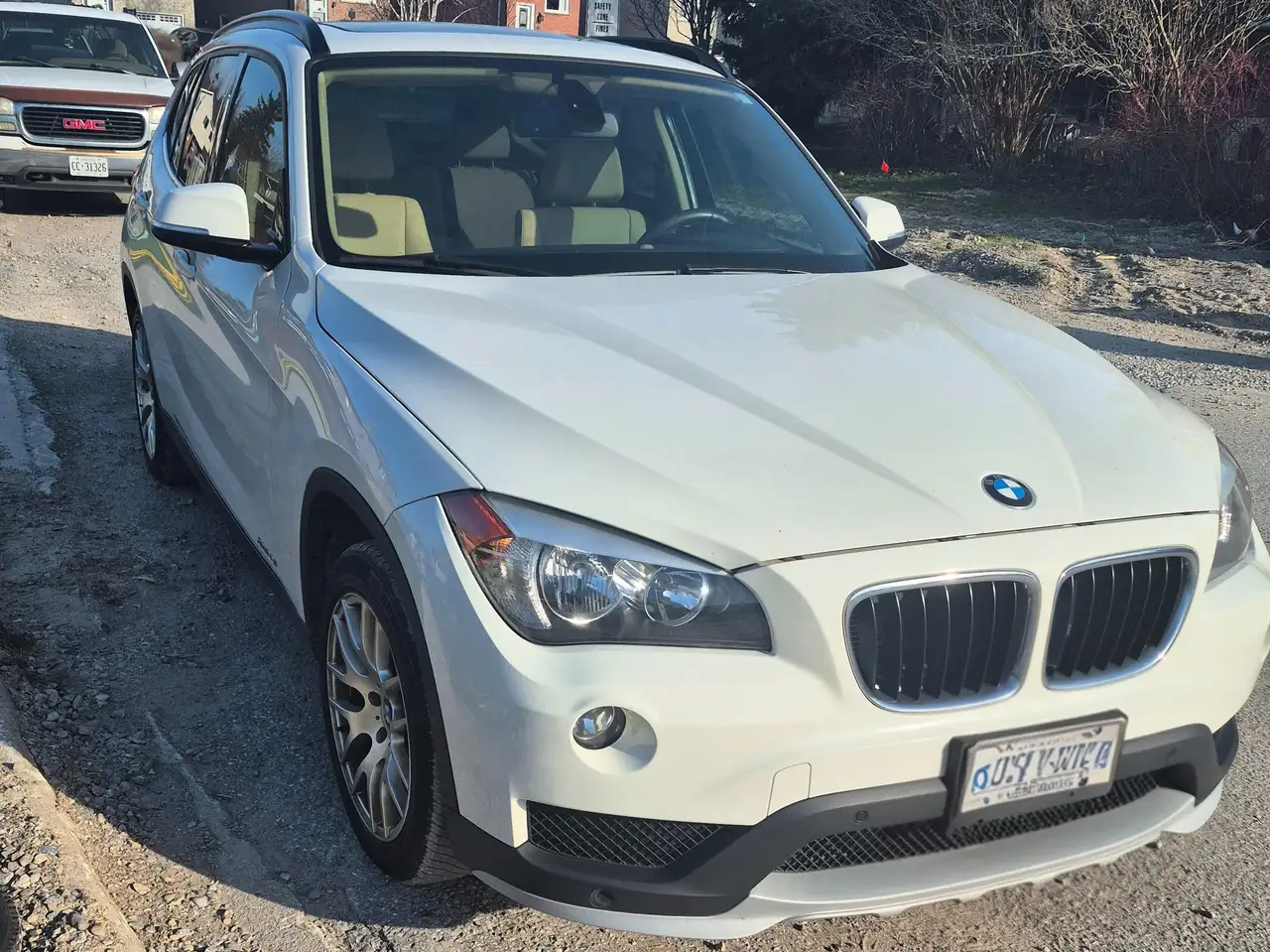 BMW X1 снимка BMW X1