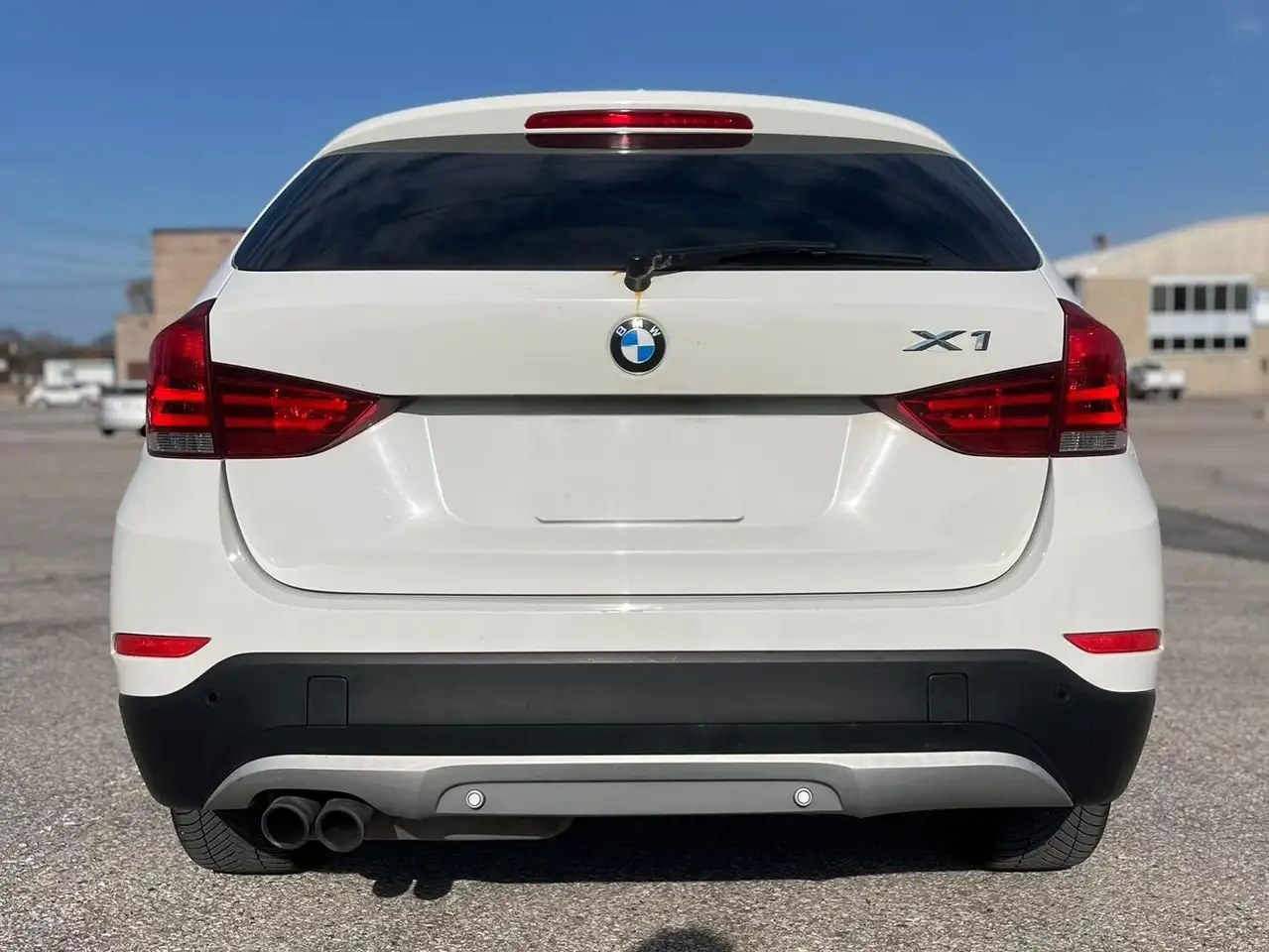 BMW X1 снимка BMW X1
