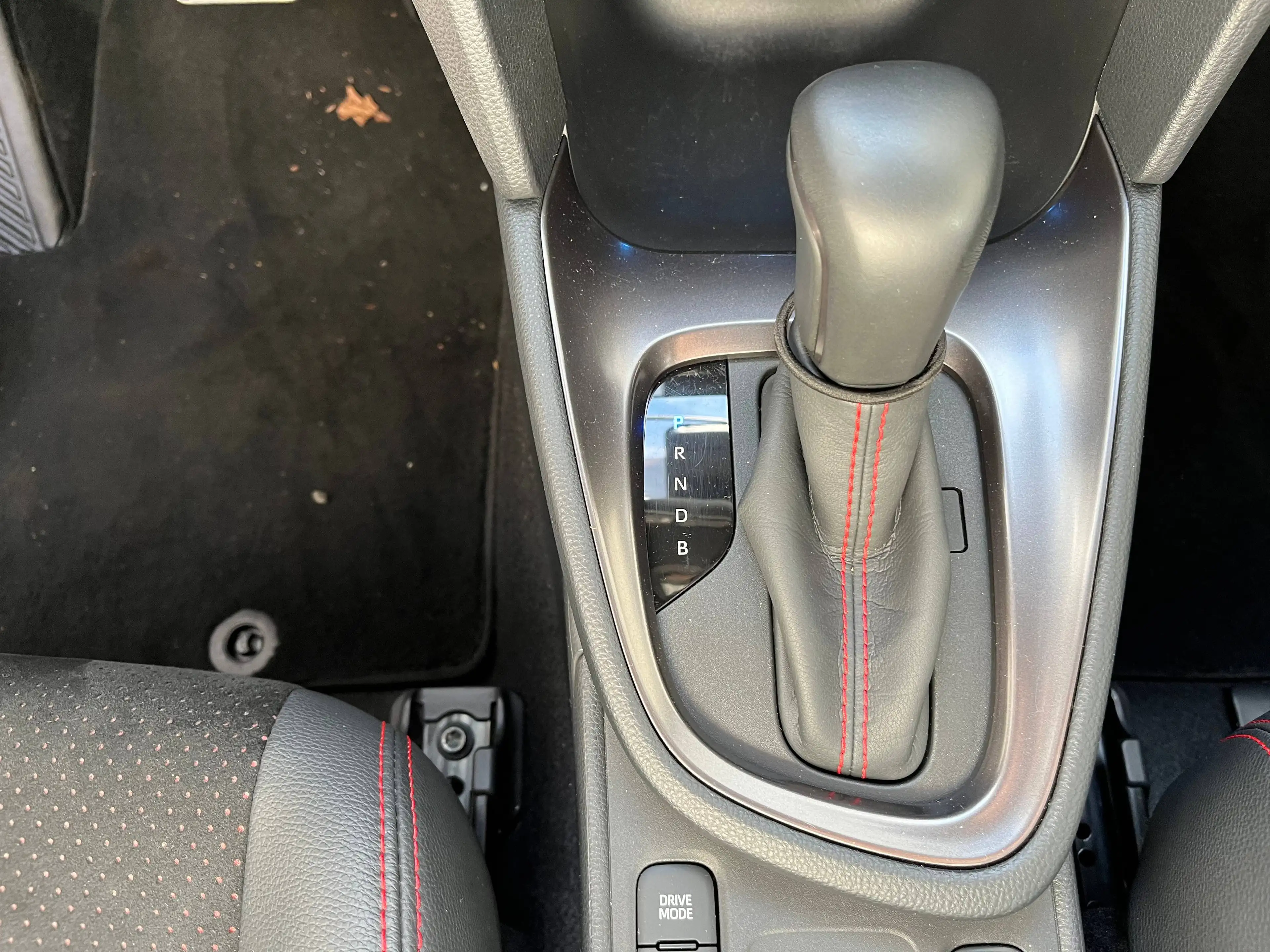 Toyota Yaris Cross Yaris Cross Hybrid 1.5i  GR SPORT — photo 13