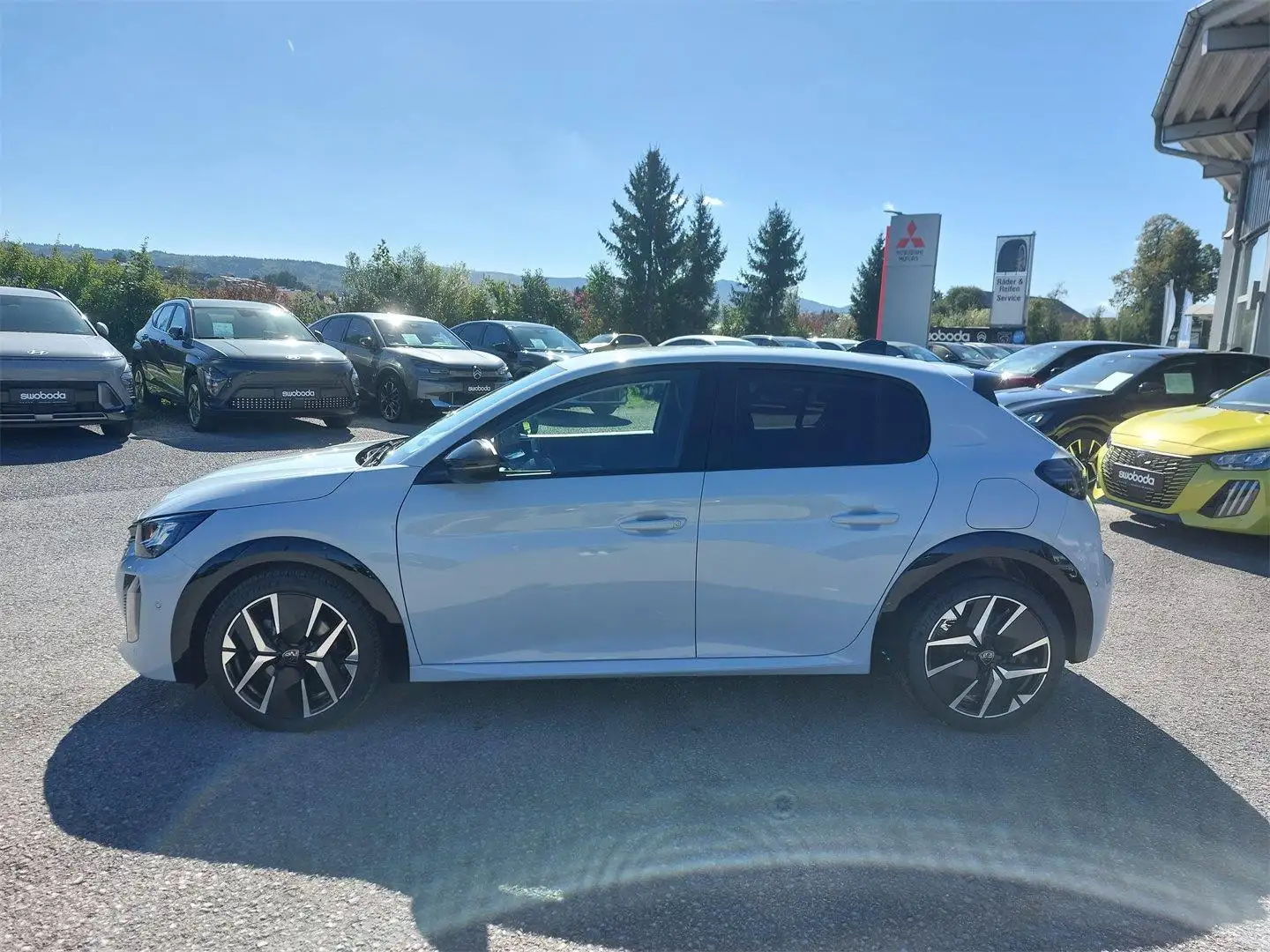 Peugeot 208 PureTech 100 S&S Allure Weiß - 2