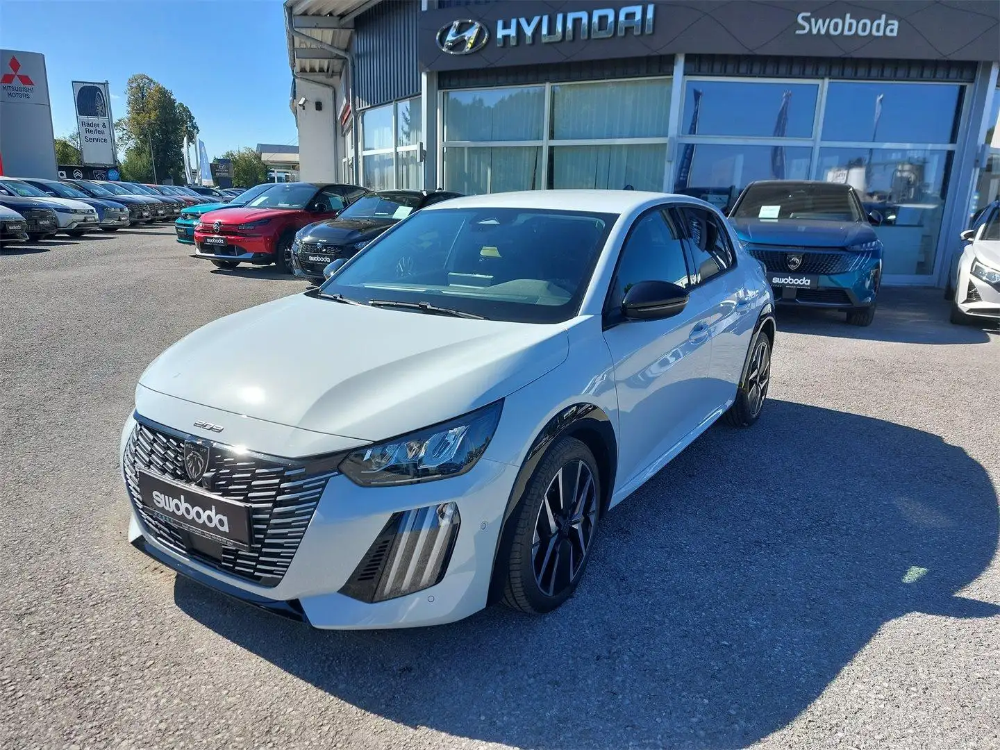 Peugeot 208 PureTech 100 S&S Allure Weiß - 1