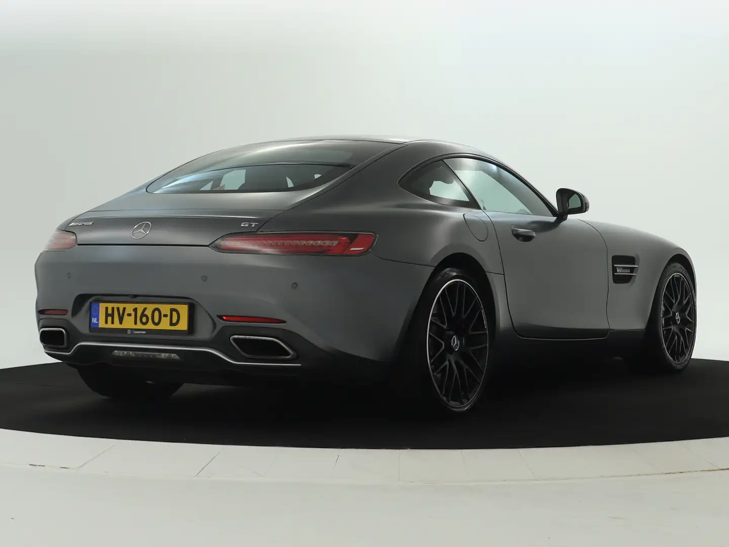 Mercedes-Benz AMG GT 4.0 | 462 pk | V8 | Burmester | AMG Performance ui Grijs - 2