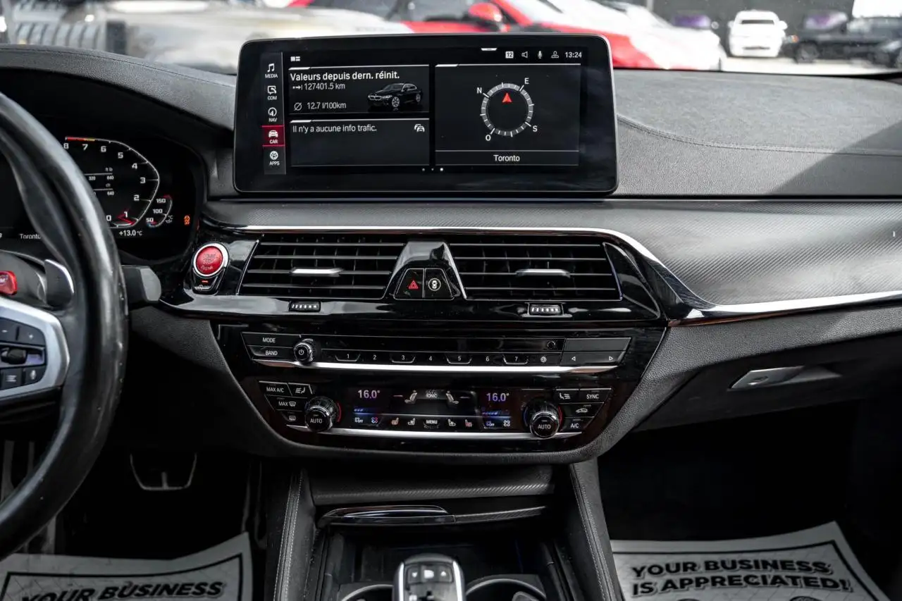 BMW M5 снимка BMW M5