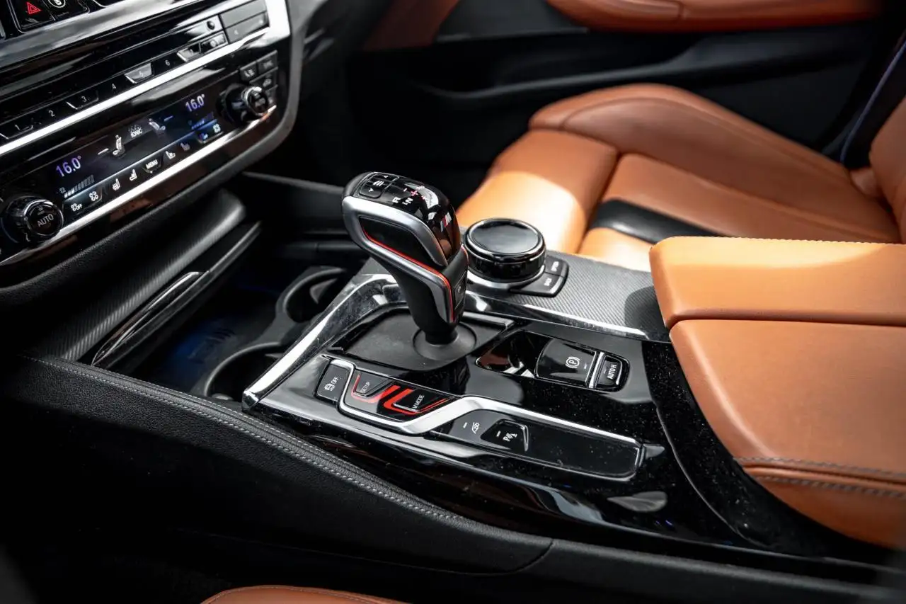 BMW M5 снимка BMW M5