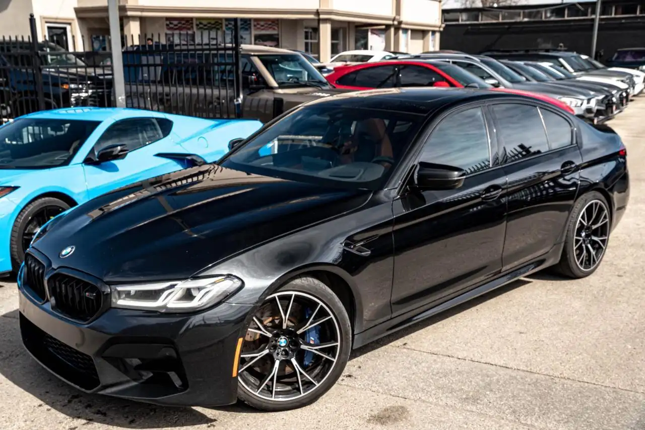 BMW M5 снимка BMW M5
