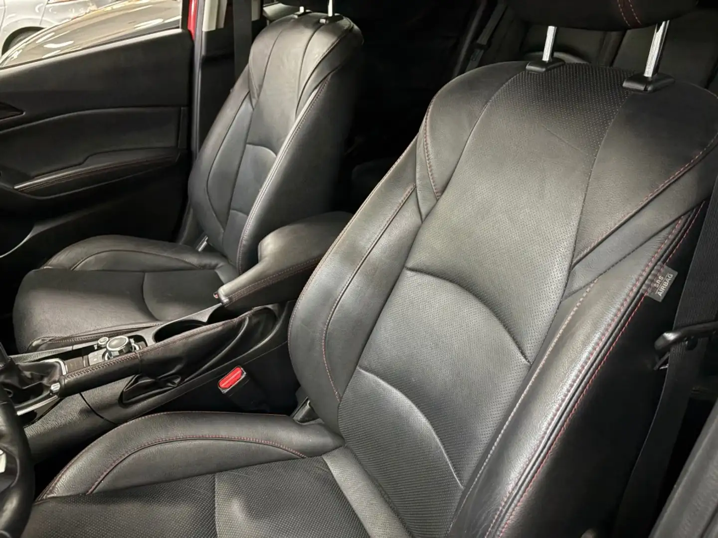 Mazda 3 2.0 GT-M Sport Leder Bi-Xenon 18â Head-Up NAP Rouge - 2