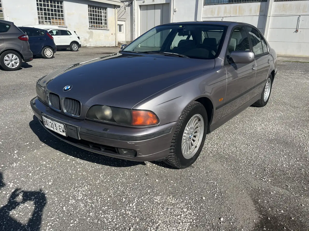 BMW 528i Berlina, foto 3