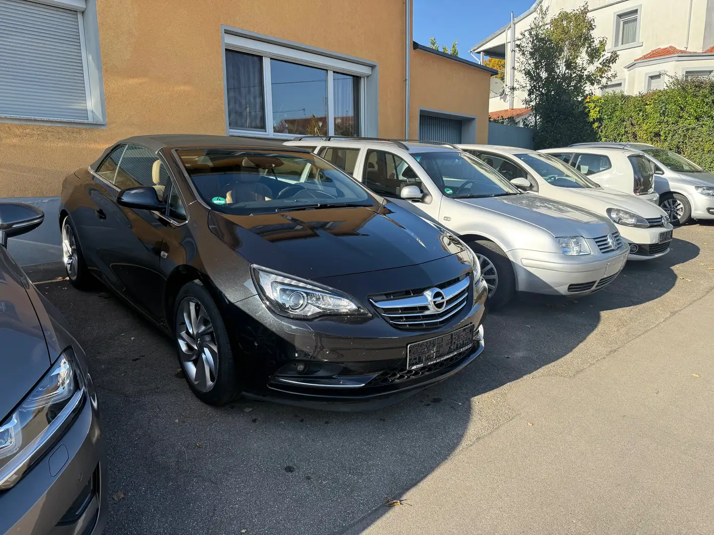 Opel Cascada Automatik Leder Navi Sitz Heizung & Lüftung ESP Schwarz - 1