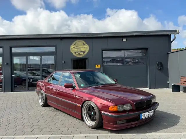 BMW 7 Series view 2