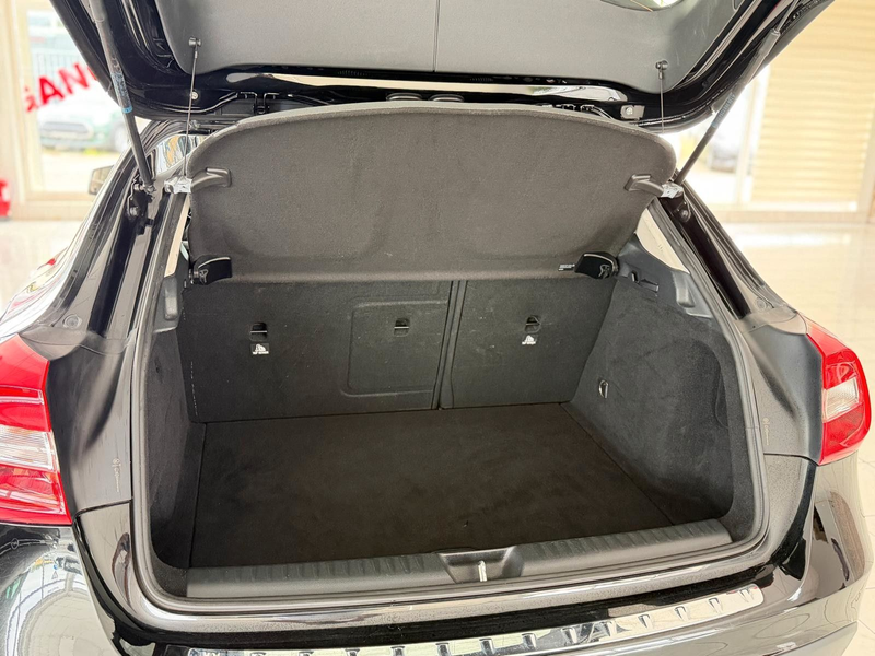 Mercedes-Benz GLA 220 CDI+Automatik+Navi+Bluetooth+Leder+2.Hnd — photo 6