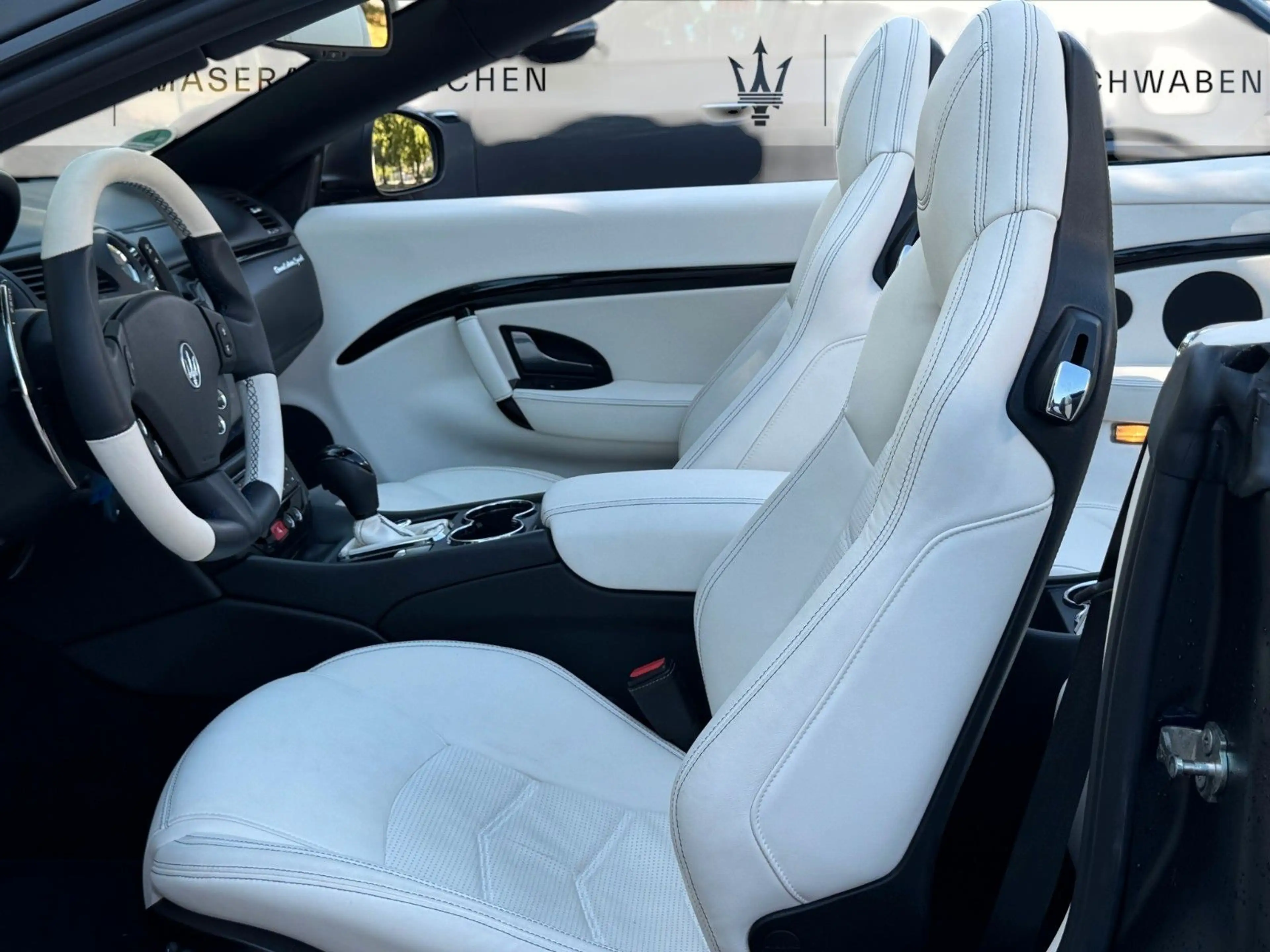 Maserati GranCabrio 4.7 V8 Sport/Spezialumbau 15t€!! — photo 15