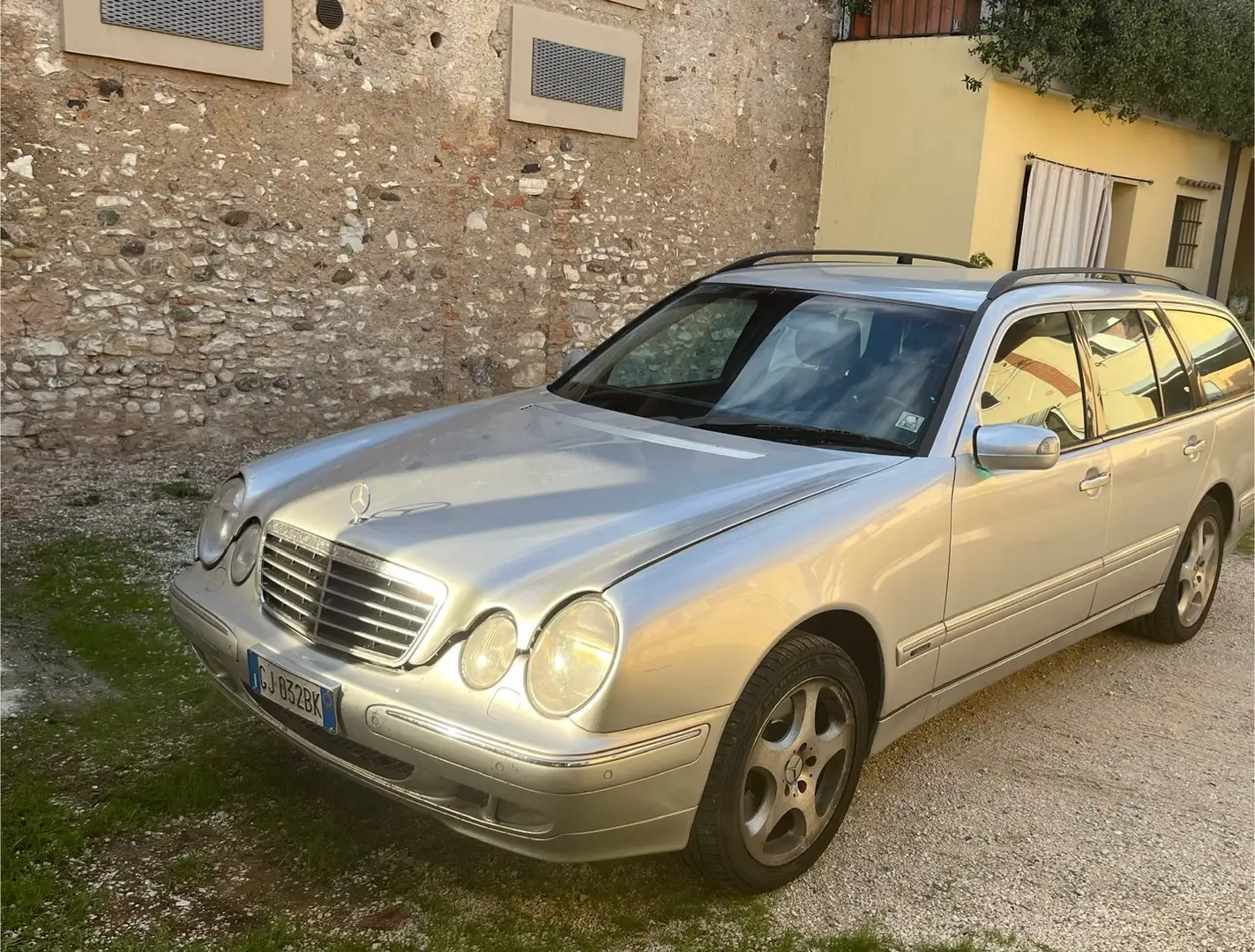 Mercedes-Benz E 430 Classe E - W210 SW SW V8 Avantgarde 4matic Stříbrná - 1