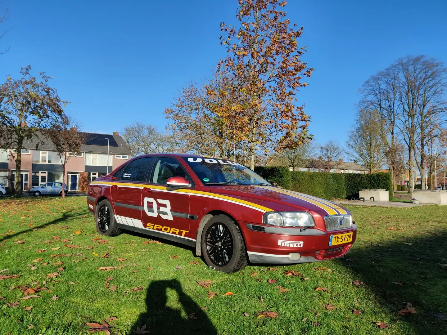 Volvo S80 2.8 T6 Gtr. Comfort Rood - 1