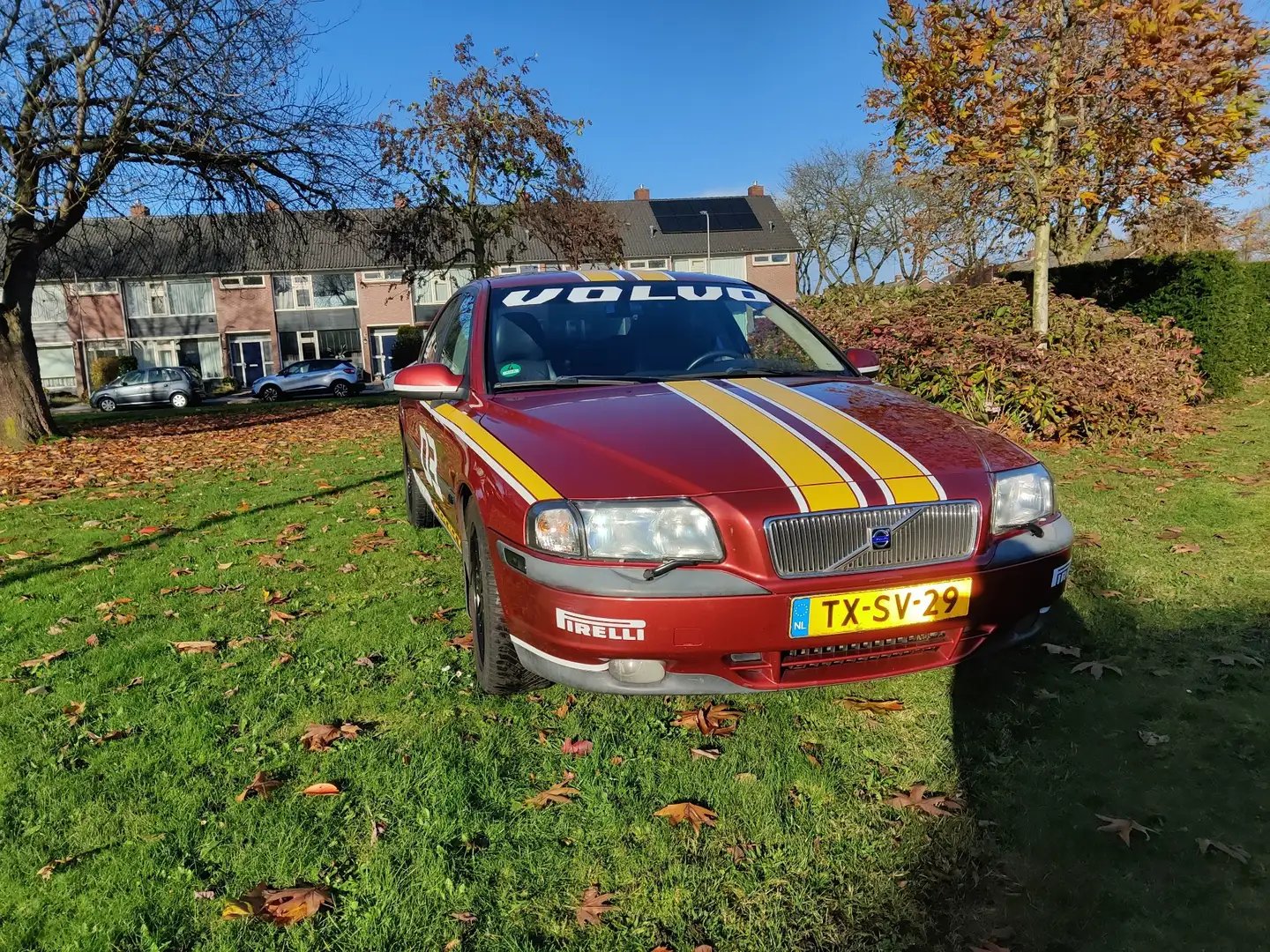 Volvo S80 2.8 T6 Gtr. Comfort Rood - 2