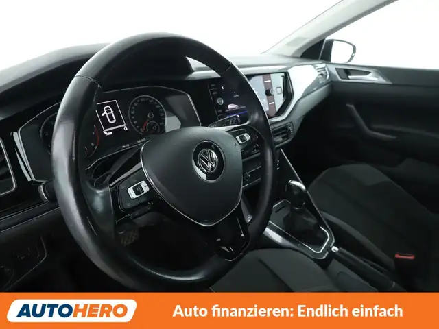 Volkswagen Polo view 11