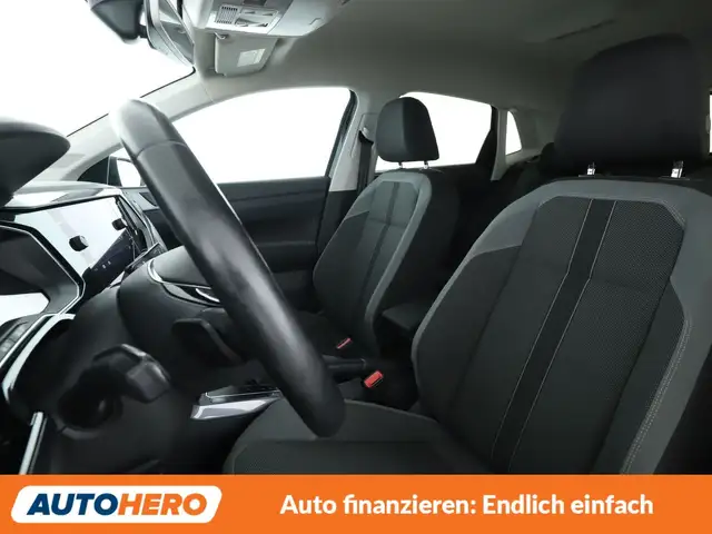Volkswagen Polo view 10