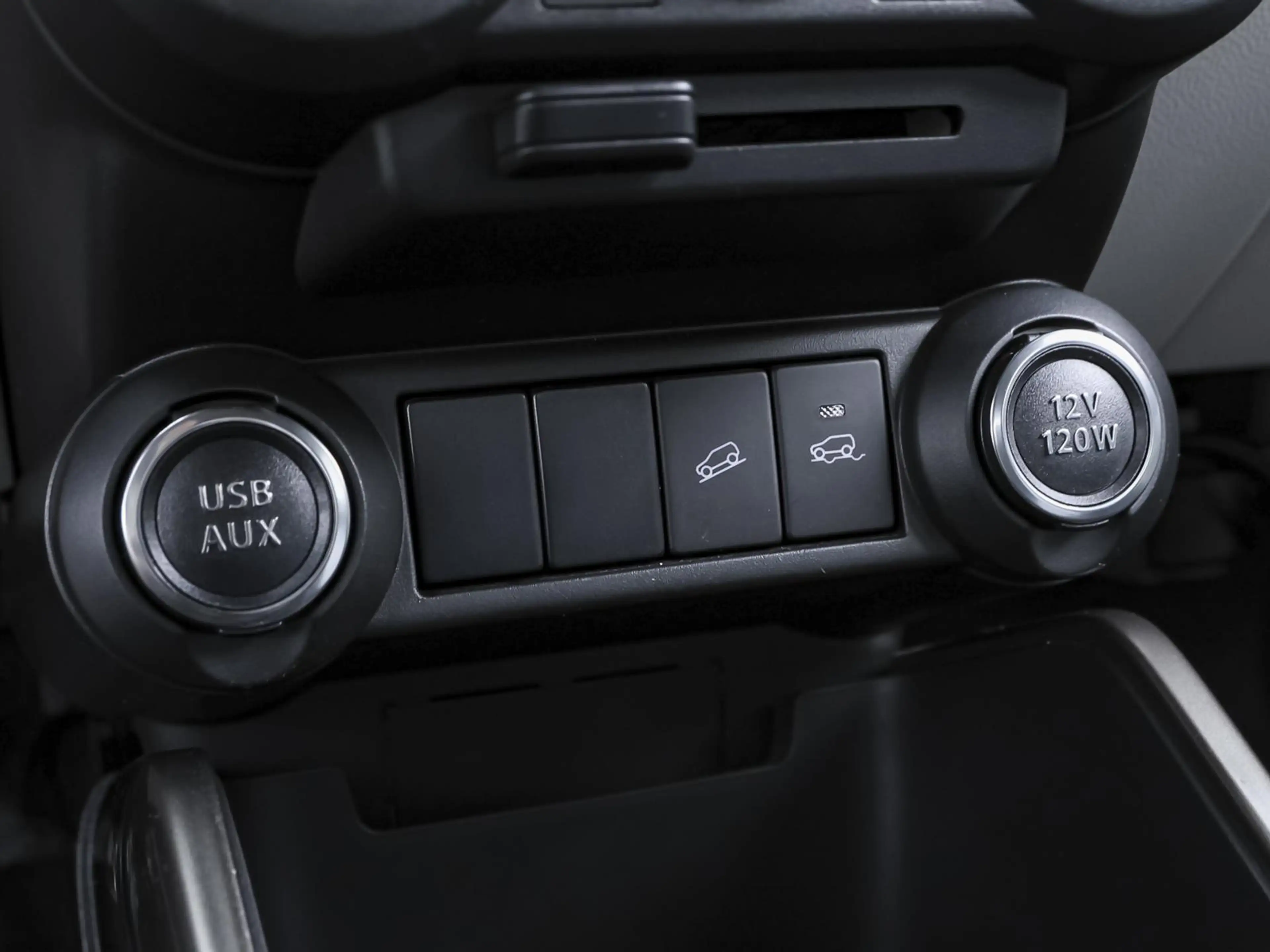 Suzuki Ignis Hybrid 1.2 AllGrip KLIMA BT ZV SERVO USB eFH — photo 9