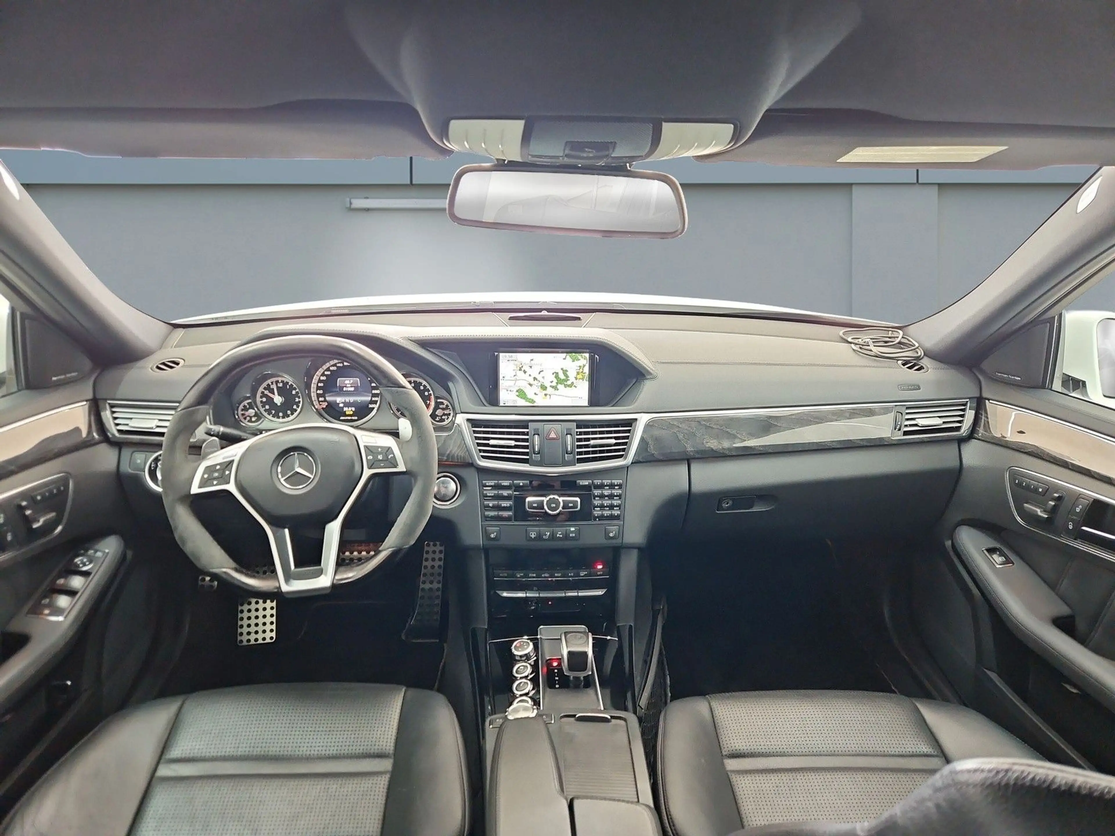 Mercedes-Benz E 63 AMG E63 AMG 525PS *AMG DRIVERS*H&K*PEFORMANCE*MEM* — photo 9